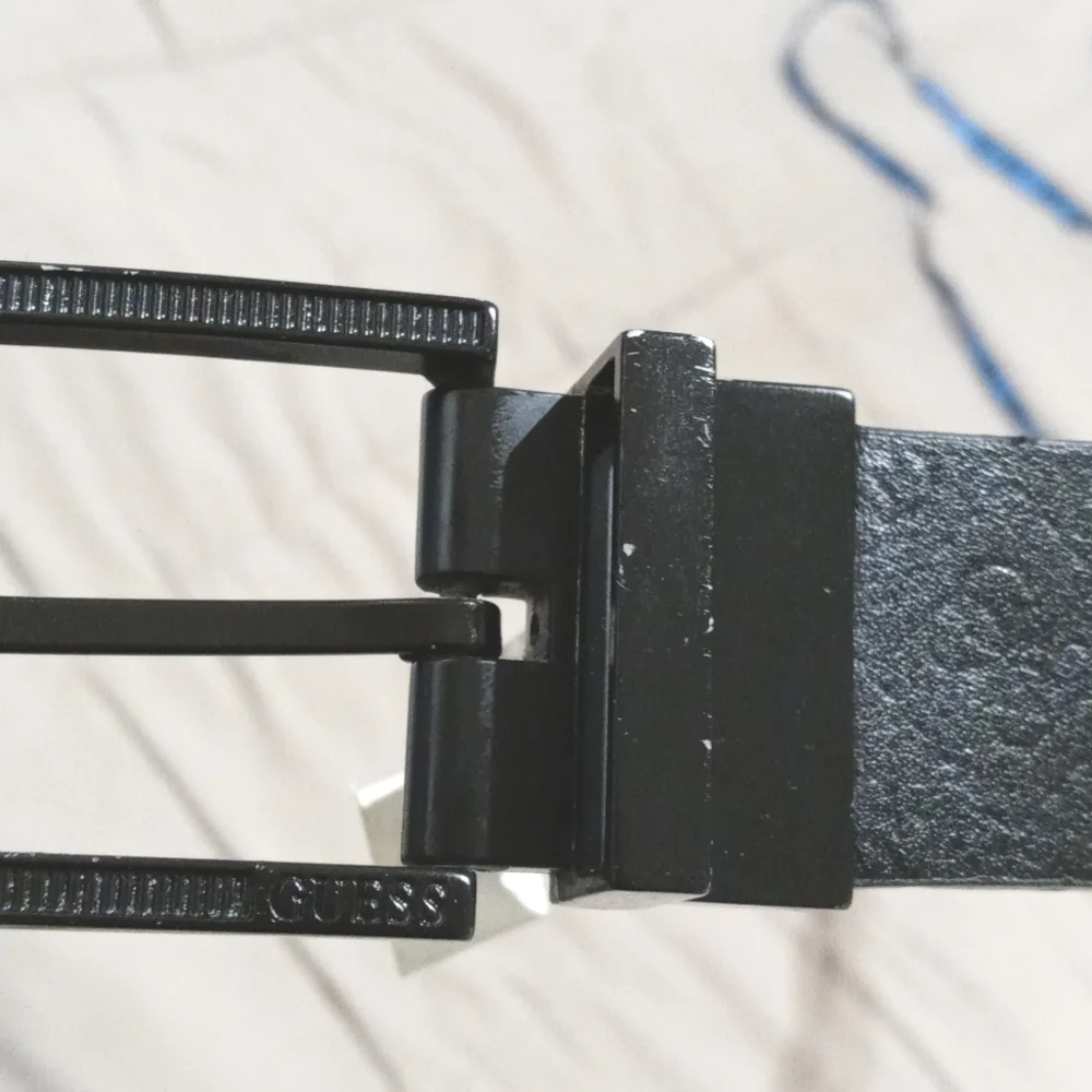 Guess Men's Belt 34-36 - Picture 3 of 4